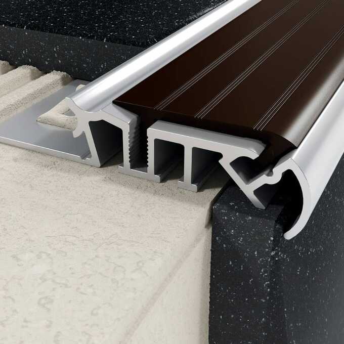 Nakładka gumowa antypoślizgowa profili schodowych ZA, brąz