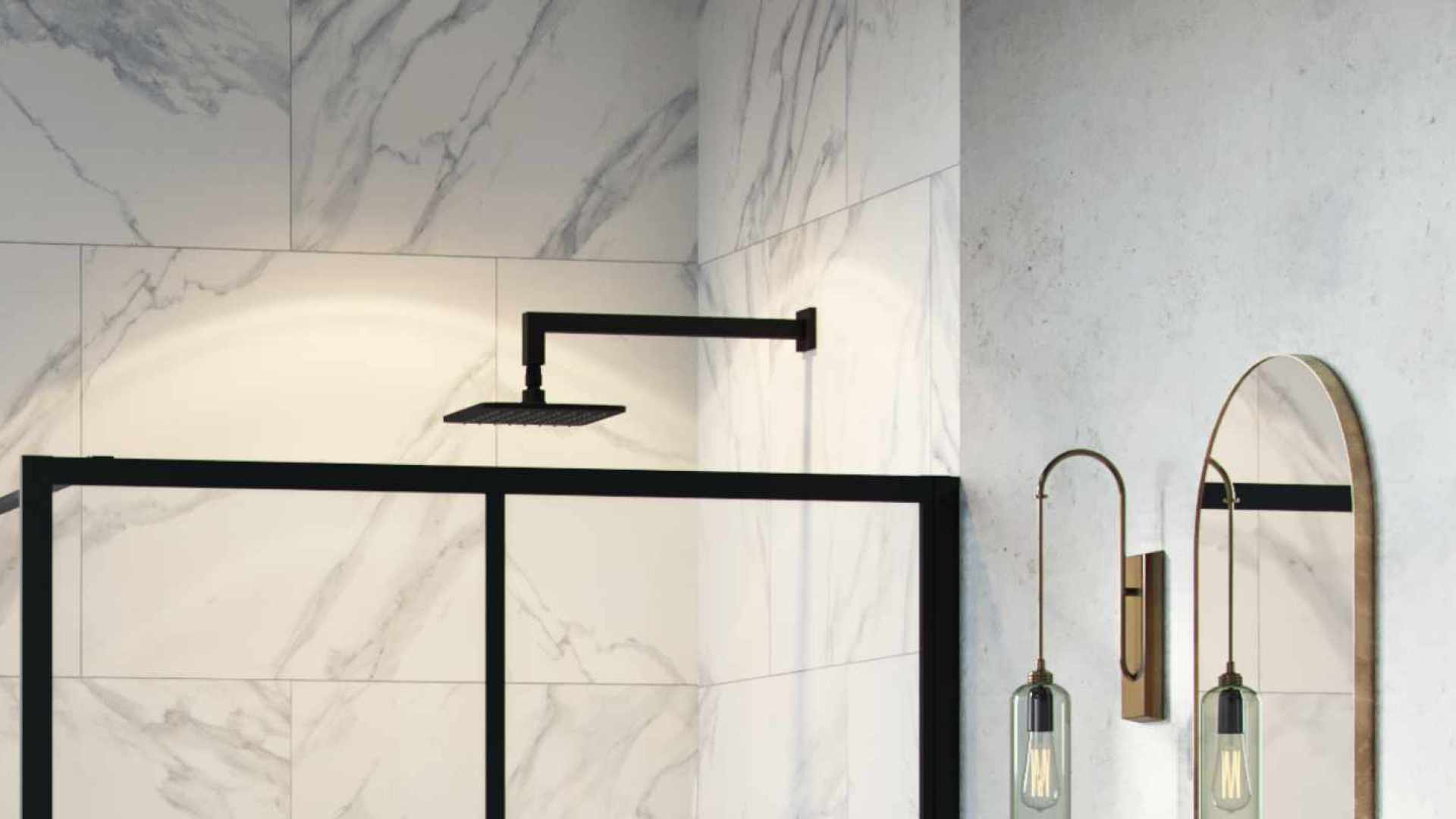 Ramię prysznicowe ścienne 40 cm  kwadratowe, czarny mat